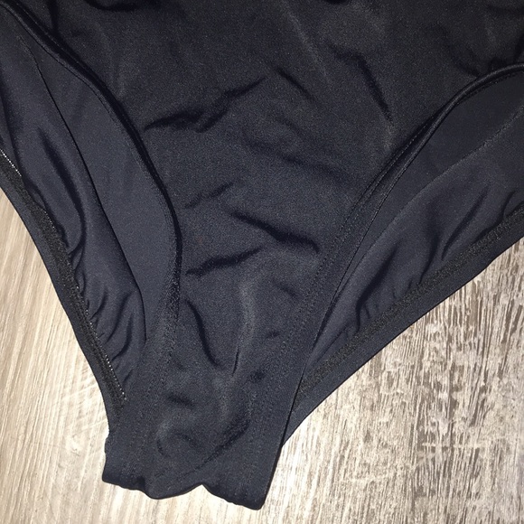 Nike Just do it black and white one piece bathing suit size M 10/12 yrs old kids - Picture 6 of 13